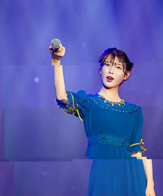韩国美女IU 劲歌热舞视频火爆全场