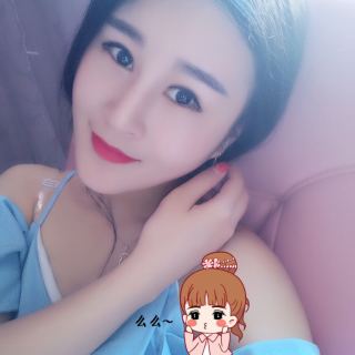 超赞的性感美女主播--雨桐灬风雨桐舟主播
