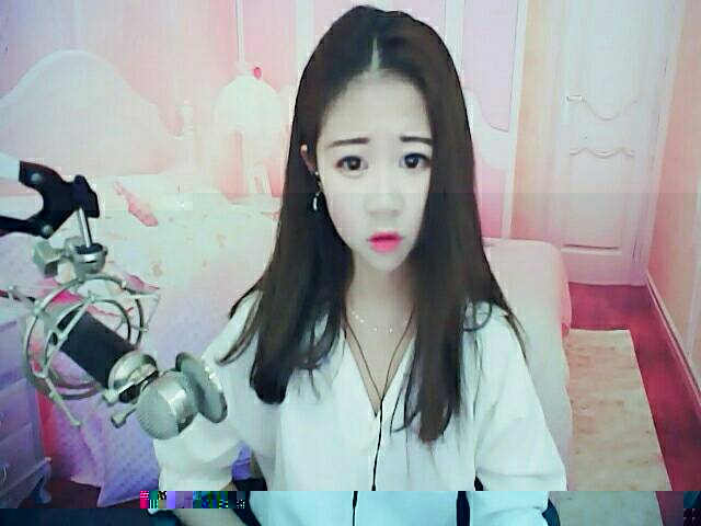 美女主播直播间热舞