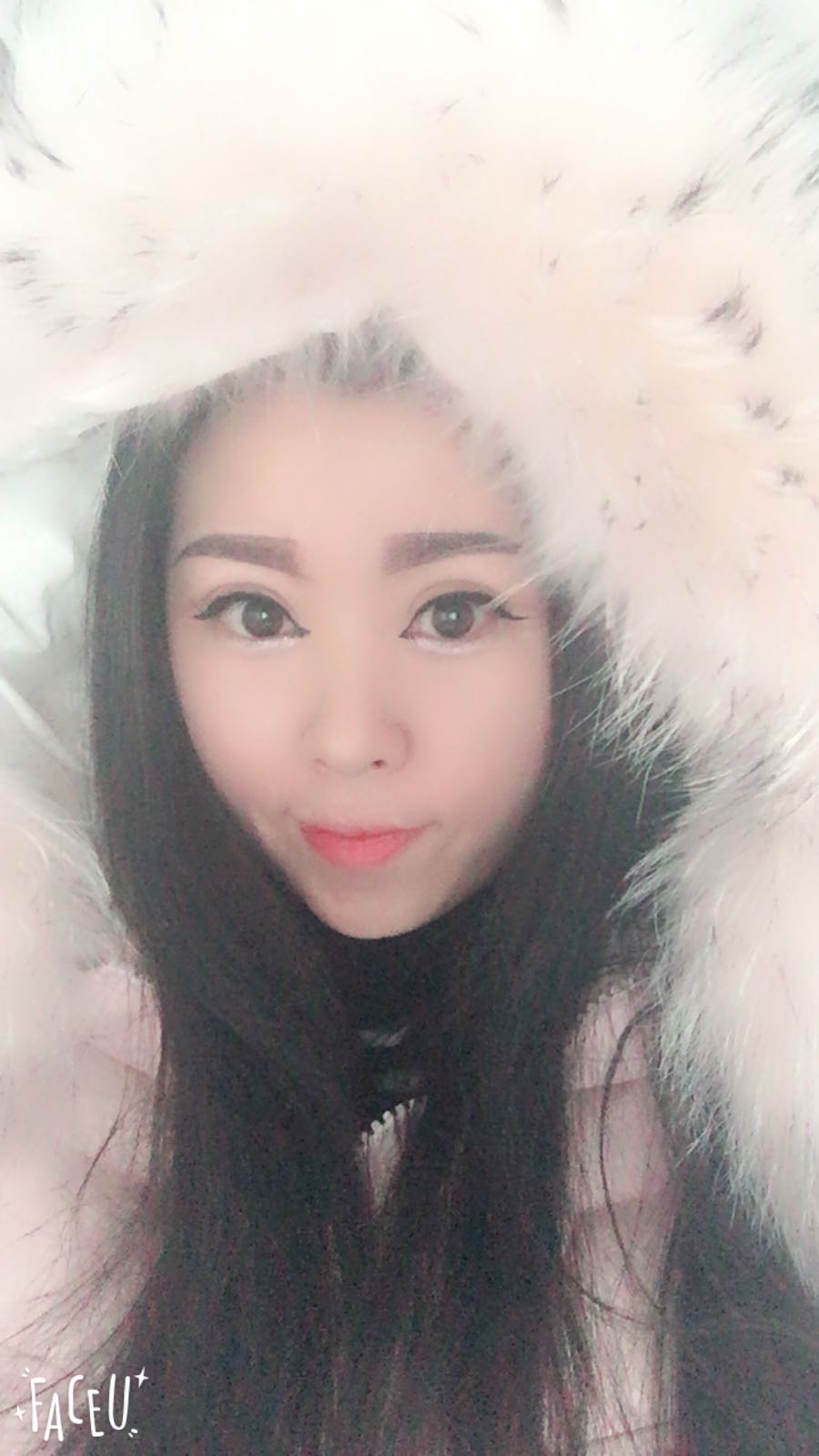 好看的真人秀场聊天室