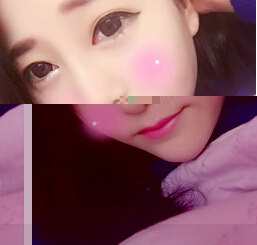 95后妹纸高调秀美腿 美女秀场直播