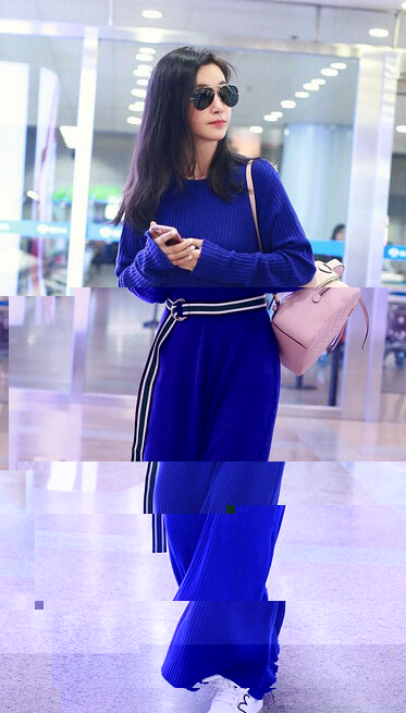 美女秀场李冰冰蓝色长裙女神气息超浓2
