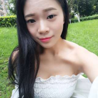 秀场美女主播淼小淼(房间号：8021244 )