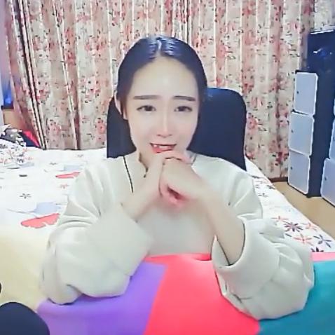 美女主播柒柒1