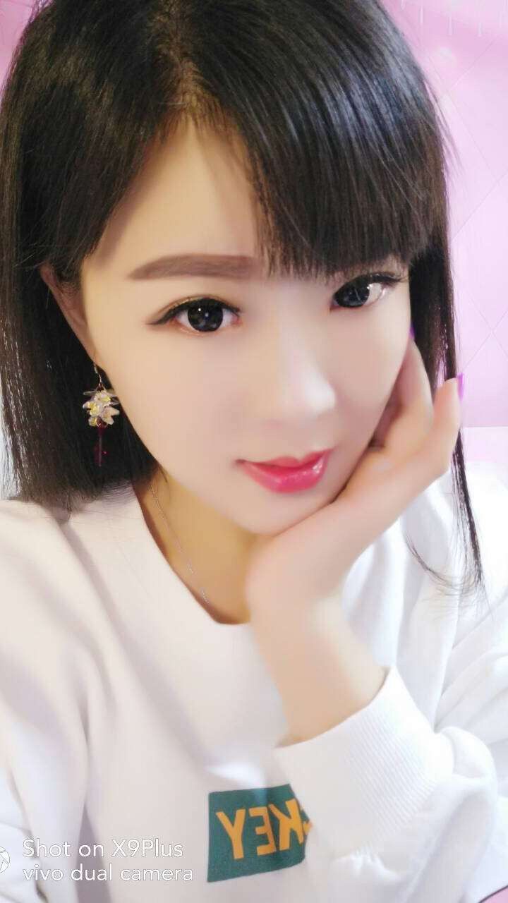 美女主播晒pk榜 乐嗨秀场严格把控直播质量3