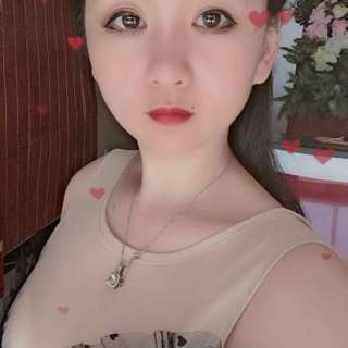 美女直播间 主播琵琶演奏太好听了1