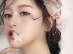 人气幽默主播直播间--小丫头