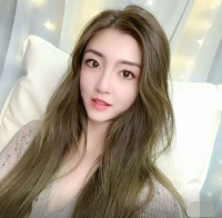 美女主播小馨蕊