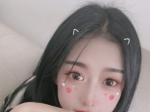 直播美女吃仙人掌 震惊了