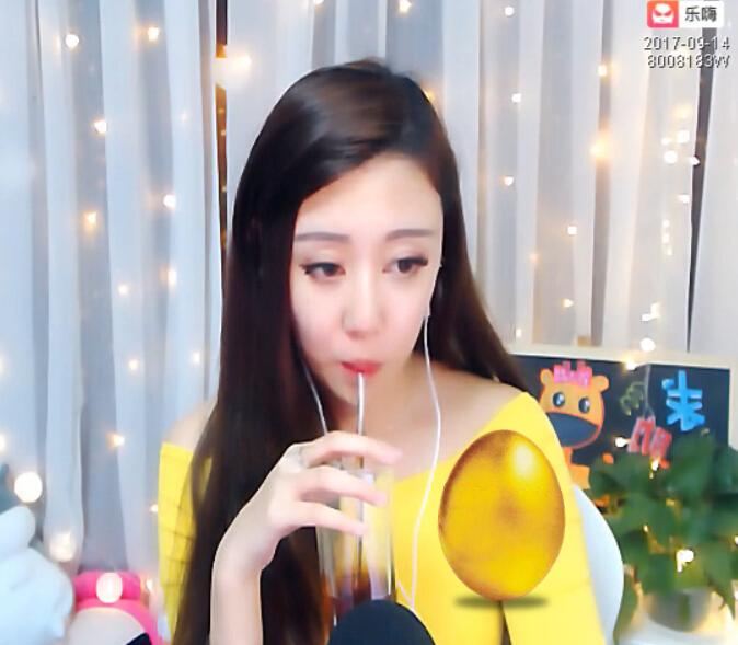 美女主播“我和大哥闹矛盾，我家大哥都去对面怼我”4