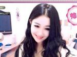秀场主播放话直播吃粑粑 吓死了