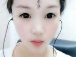 美女主播甜美暖七性感嘟唇 惹人狂咽口水