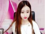 秀场8008580美女主播兮宝
